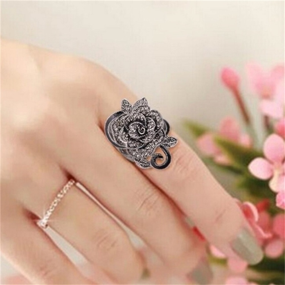 Vintage Black and Silver crystal rose set - Picture 3 of 6